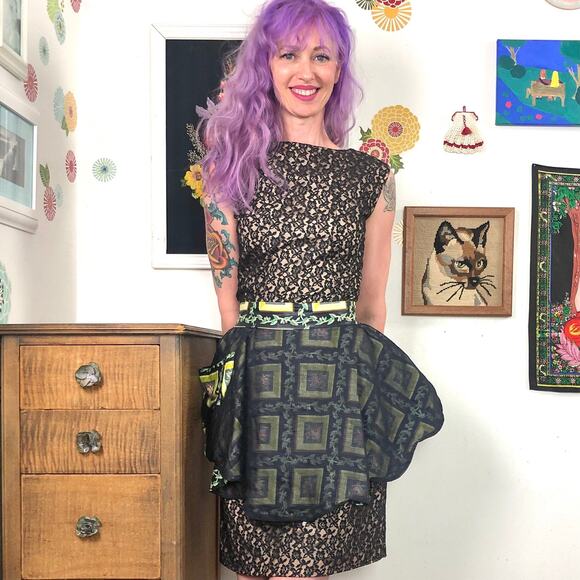 Vintage Rose Print Apron, 1950s Reversible Cotton and Chiffon Mid Century Apron - Picture 3 of 10